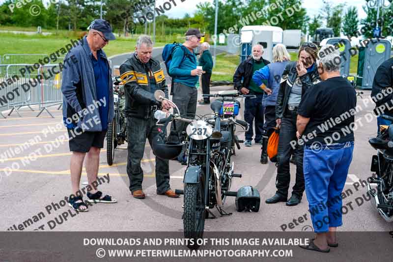 Vintage motorcycle club;eventdigitalimages;no limits trackdays;peter wileman photography;vintage motocycles;vmcc banbury run photographs